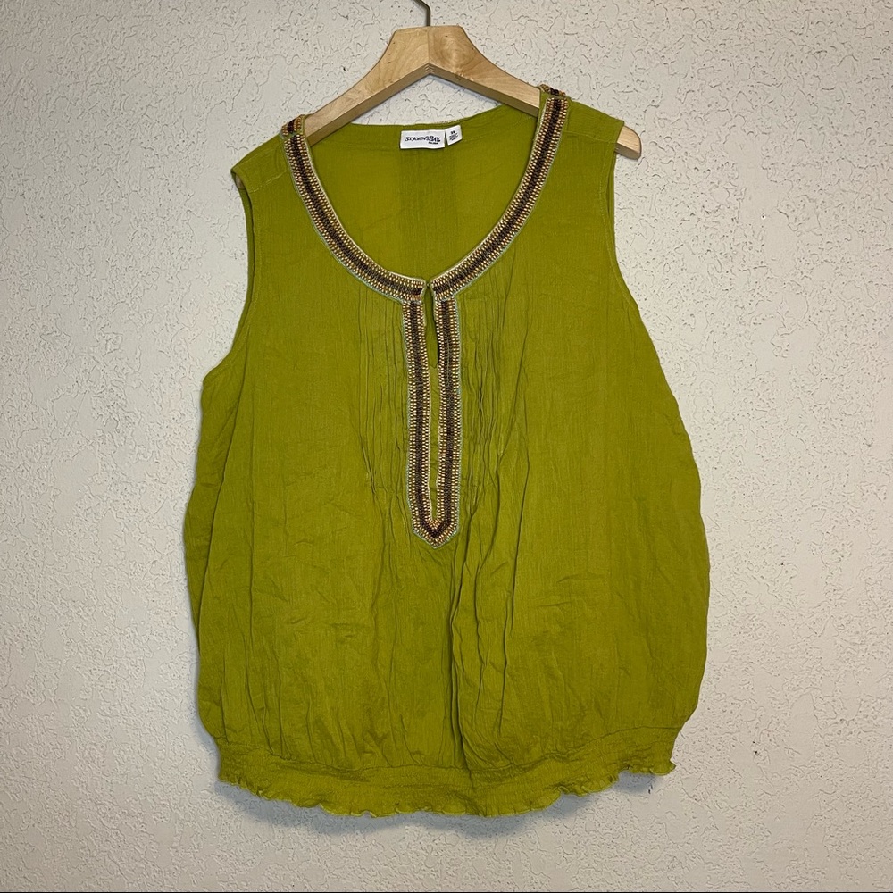 "St. John’s Bay Green Sleeveless Beaded Boho Peasant Blouse Top"
XXXL